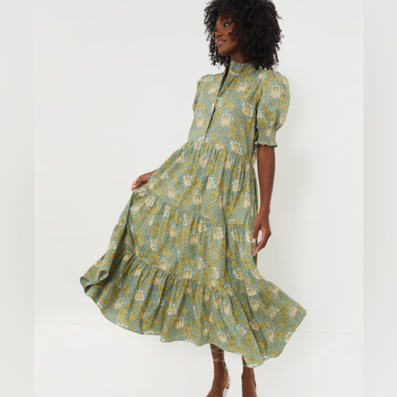 Hyacinth House Dresses & Skirts - Hyacinth House Blue and Green Leafy Floral Bennett Maxi Dress - brand new!